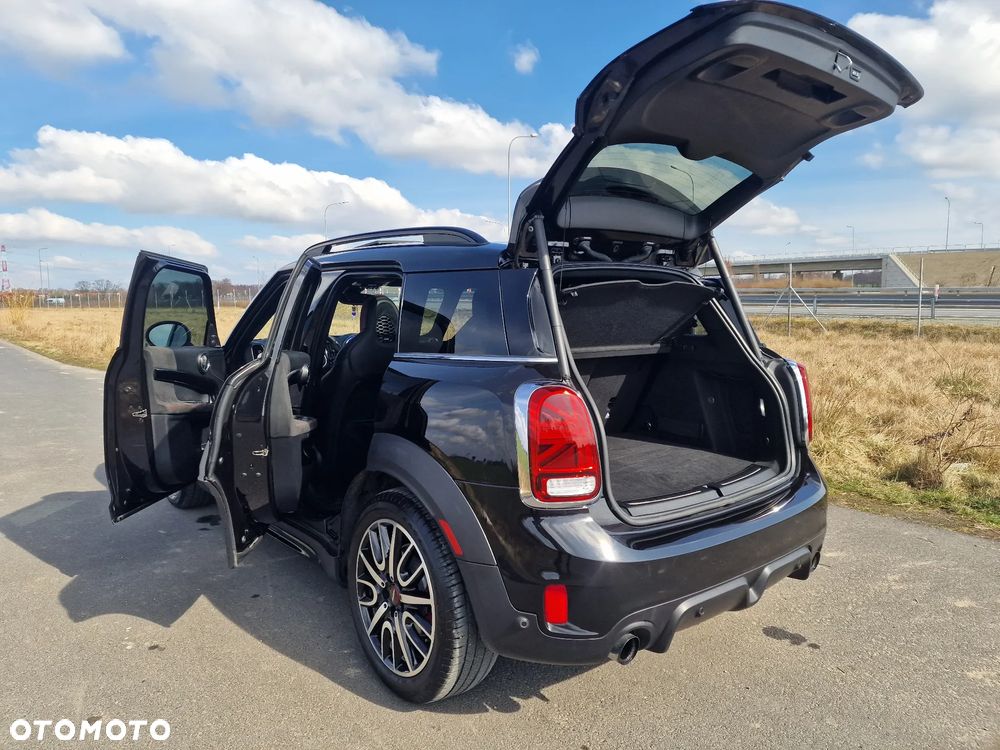MINI John Cooper Works - 40