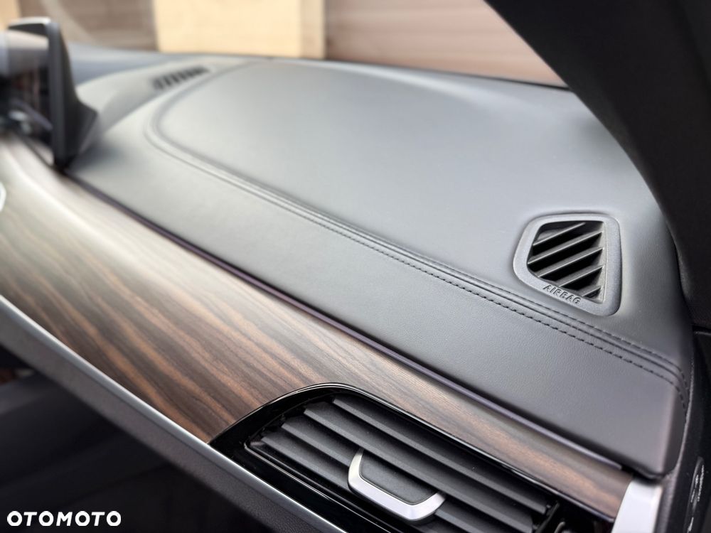 BMW Seria 5 540d xDrive M Sport Edition - 32