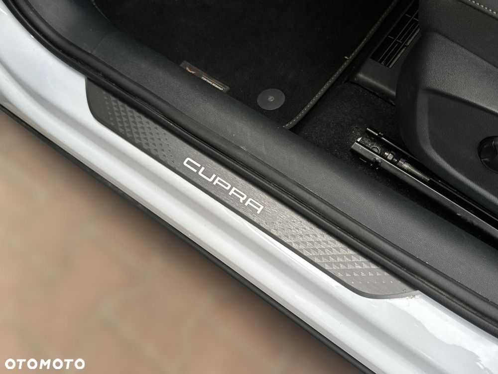 Cupra Formentor 1.5 eTSI mHEV DSG - 38
