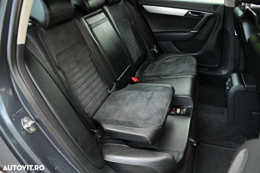 Volkswagen Passat 2.0 TDI Highline - 14