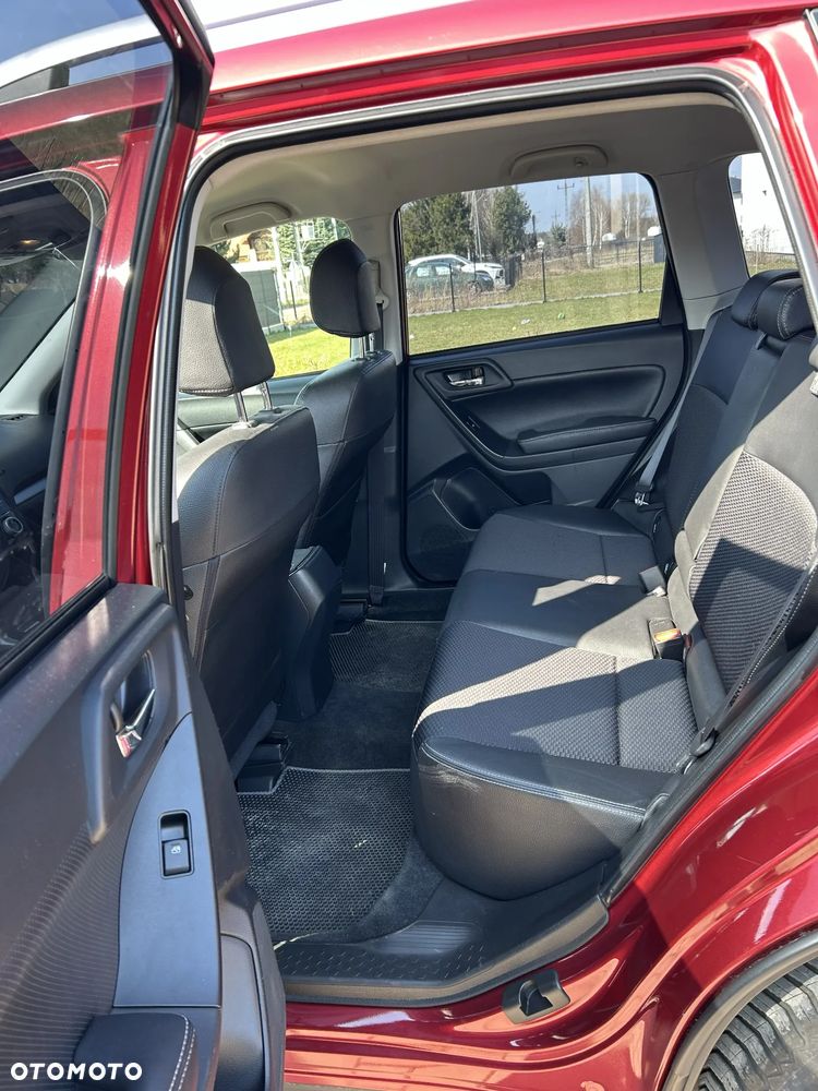 Subaru Forester 2.0 XT Comfort Lineartronic - 8