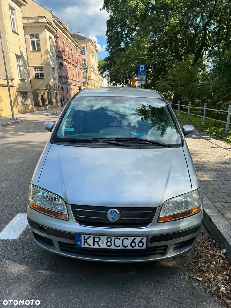 Fiat Idea 1.4 16V Dynamic - 5