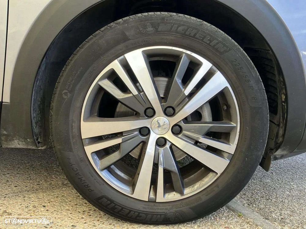 Peugeot 3008 1.2 PureTech Allure Pack - 18
