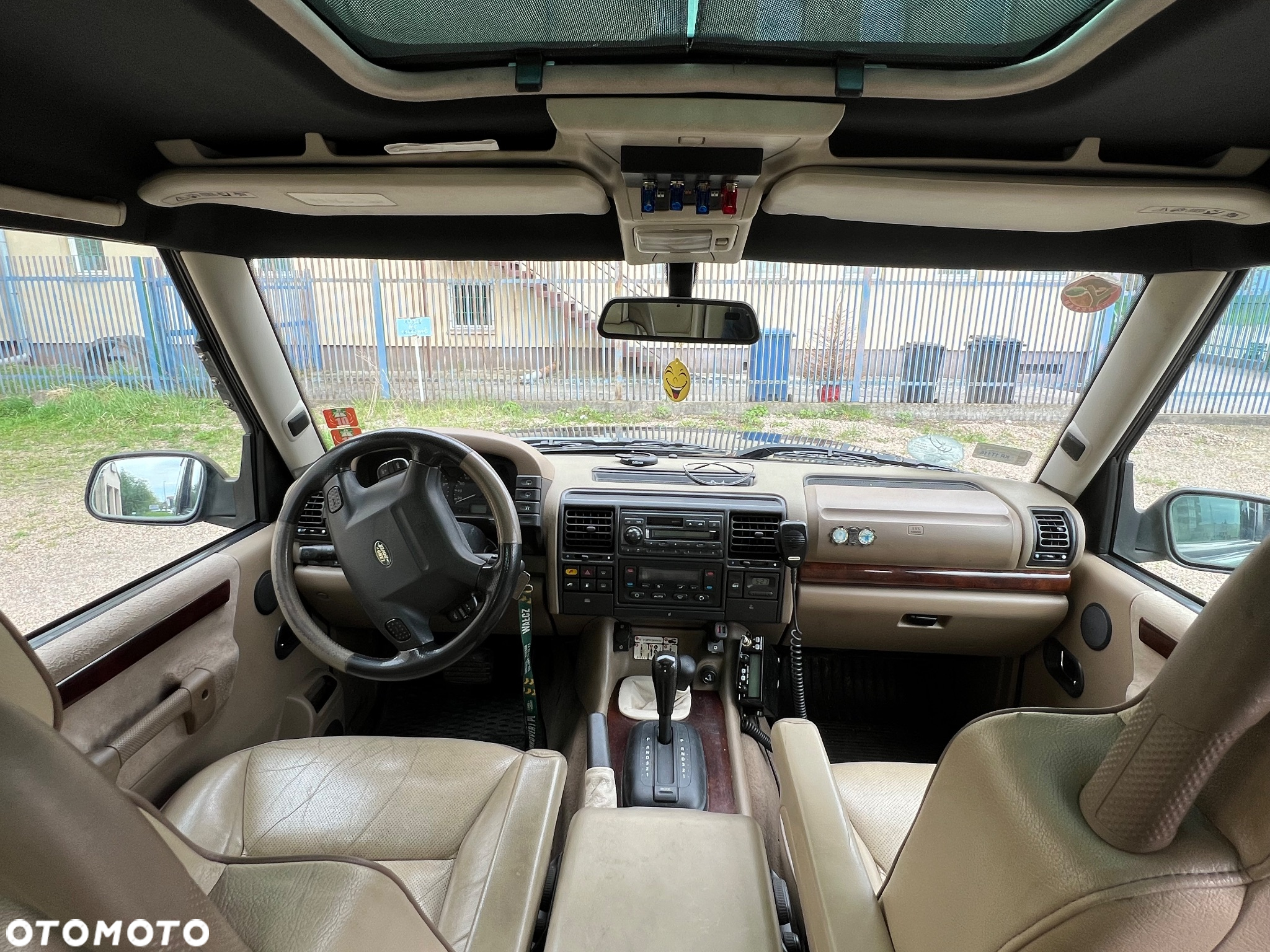 Land Rover Discovery - 13
