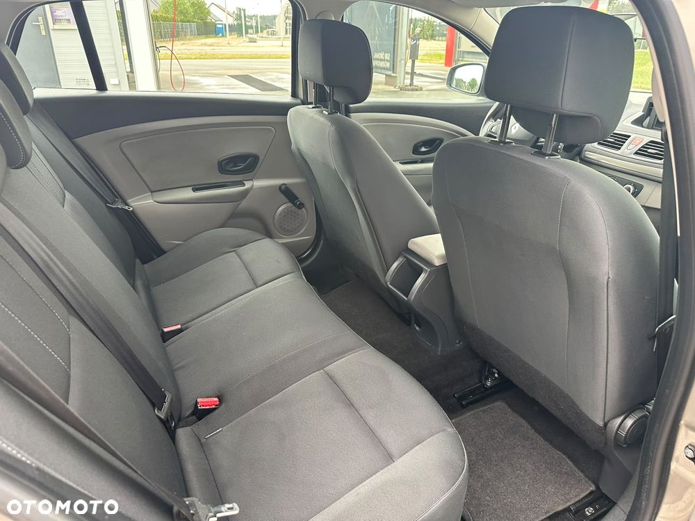 Renault Megane 1.6 16V 100 TomTom Edition - 11