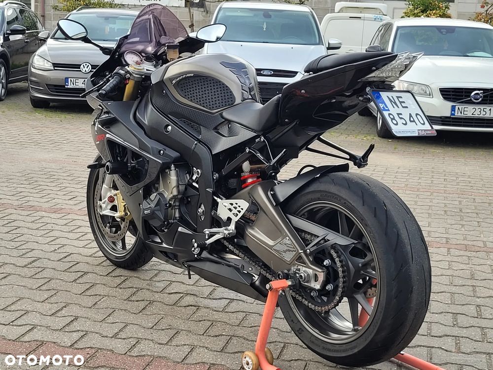 BMW S - 23