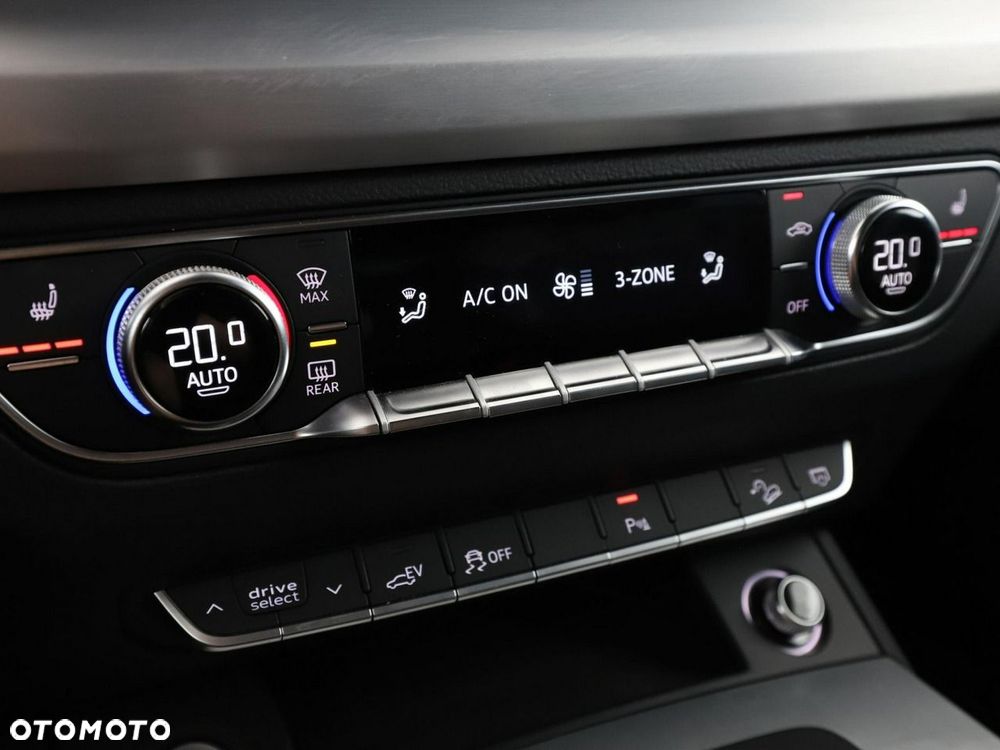 Audi Q5 55 TFSI e Quattro S tronic - 28
