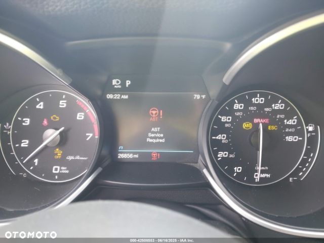 Alfa Romeo Stelvio - 14