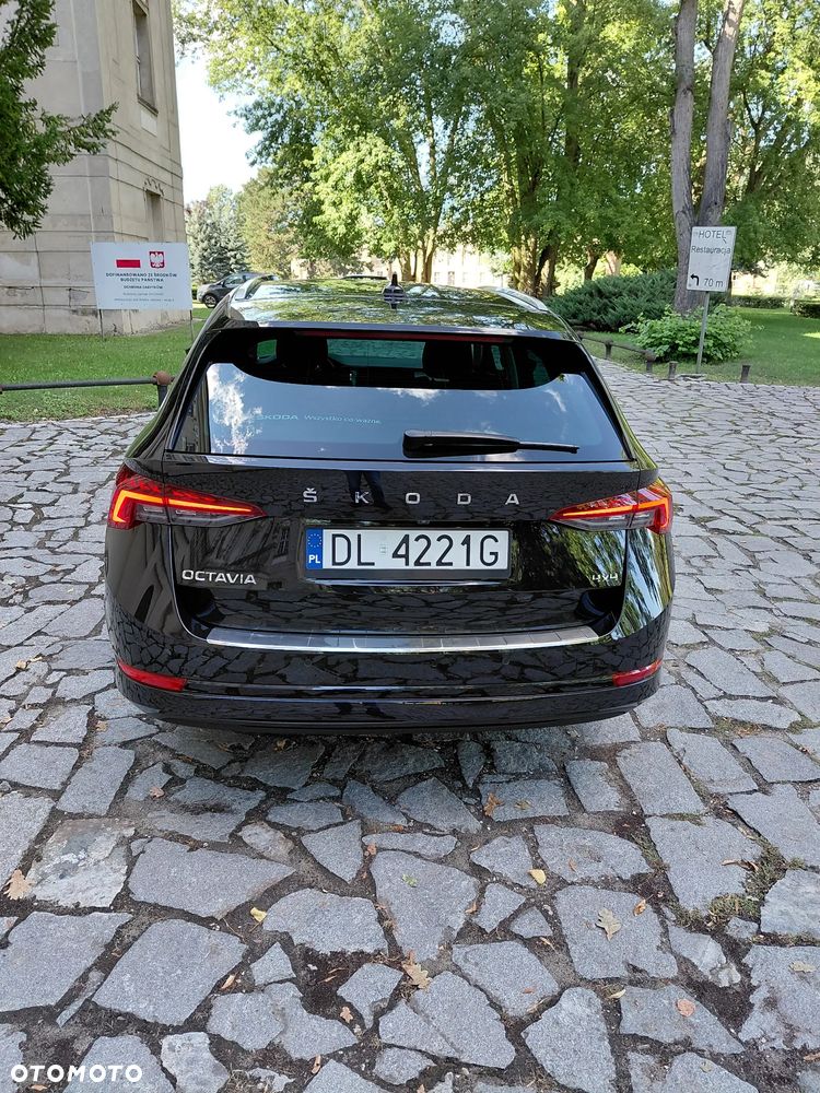 Skoda Octavia 2.0 TSI 4x4 Style DSG - 22