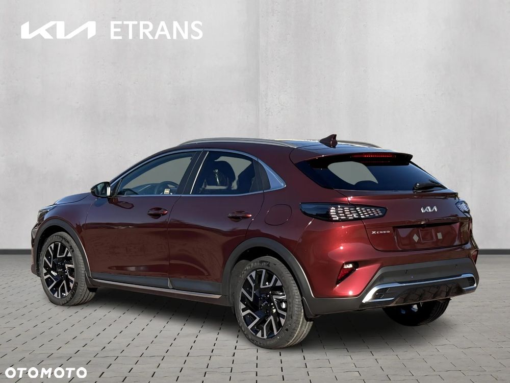 Kia XCeed 1.6 T-GDI Tribute DCT - 3