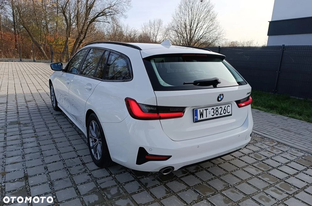 BMW Seria 3 318i Sport Line - 4