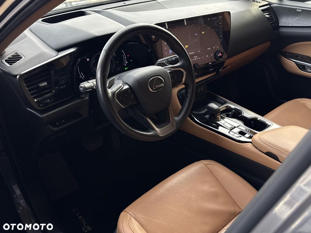 Lexus NX 350h Omotenashi AWD - 11