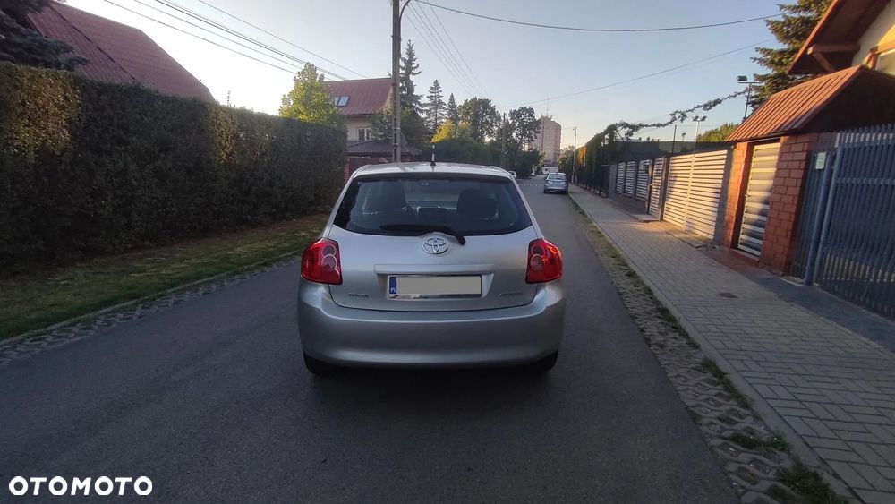 Toyota Auris 1.4 VVT-i Sol - 30