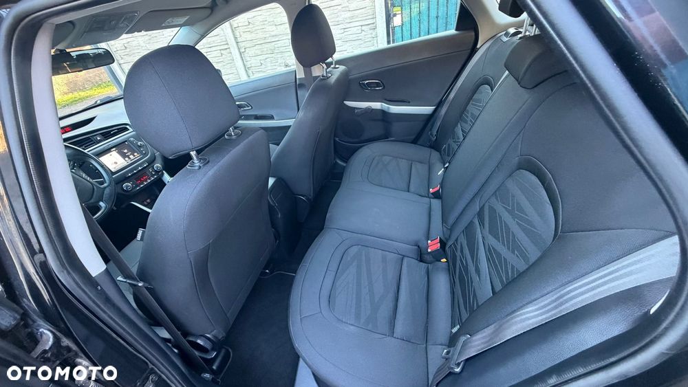 Kia Ceed - 25