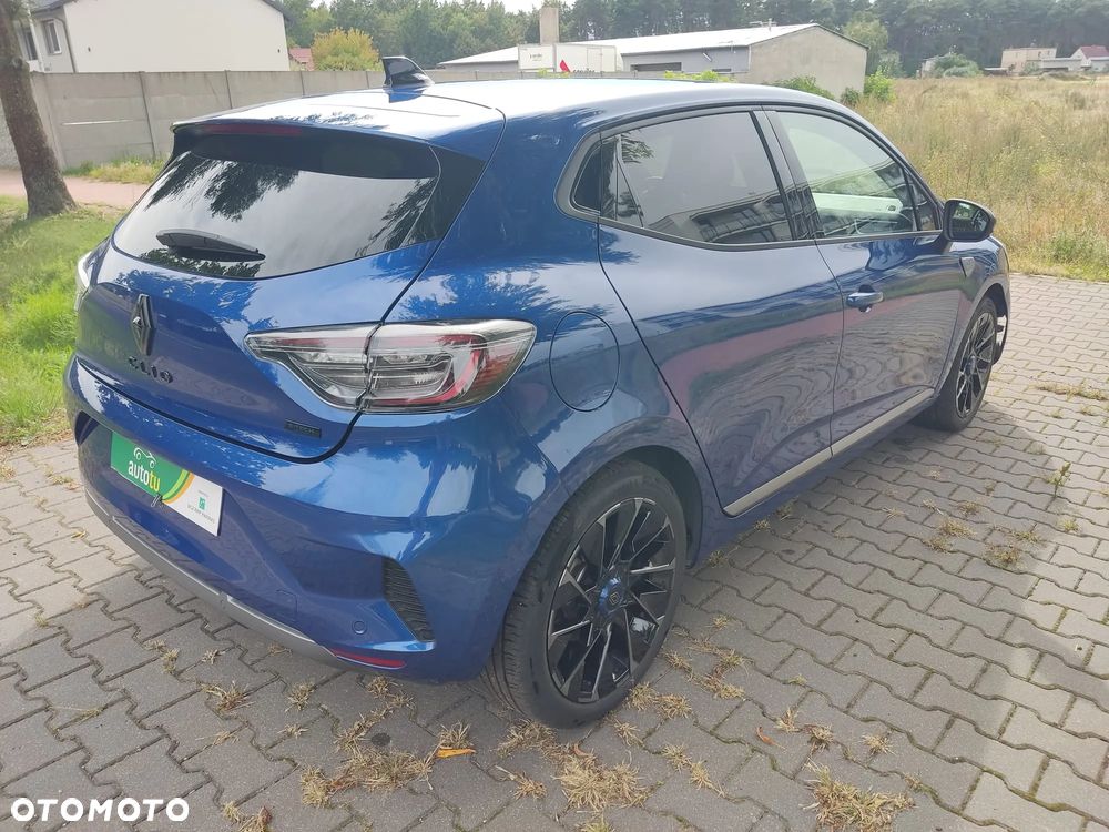 Renault Clio - 8