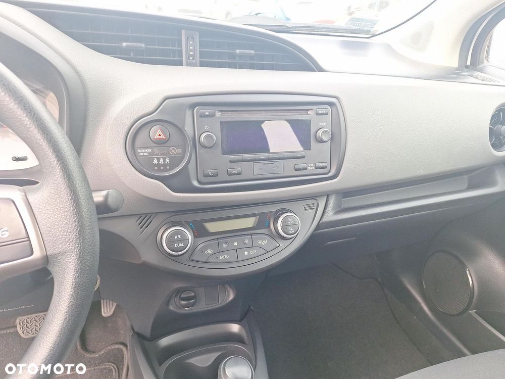 Toyota Yaris - 18