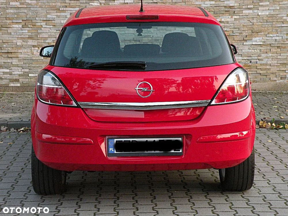Opel Astra 1.6 Color Edition - 28