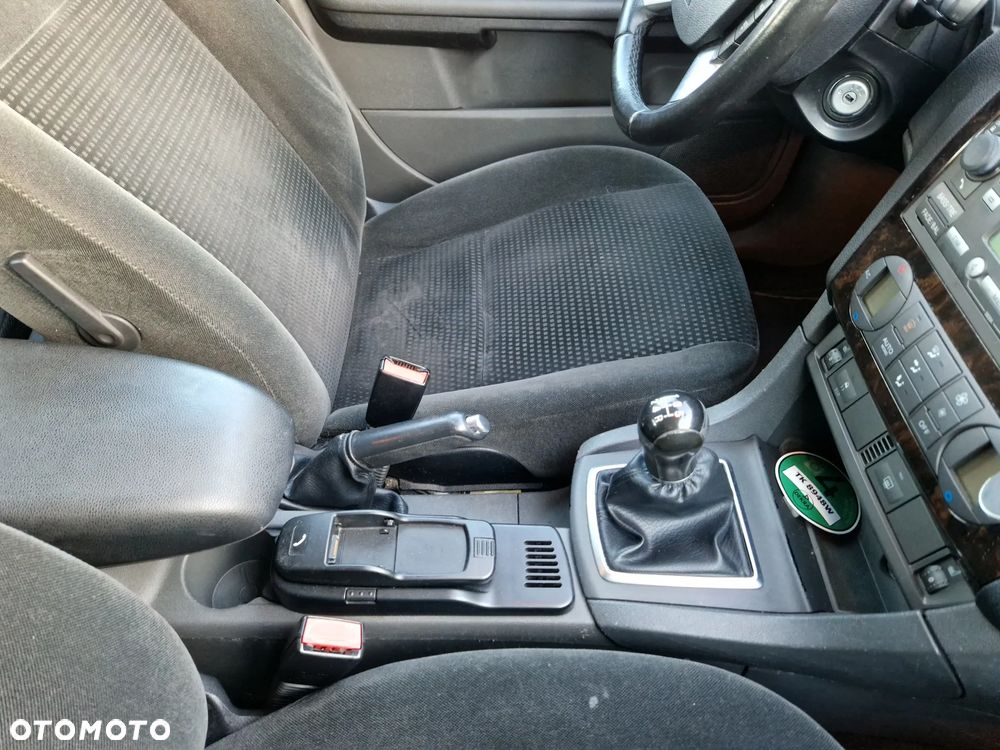 Ford Focus 1.6 TDCi DPF Ghia - 13