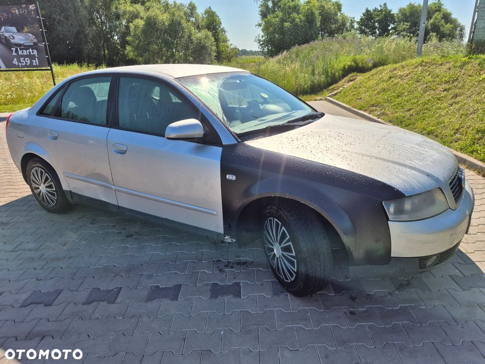 Audi A4 Limousine - 6