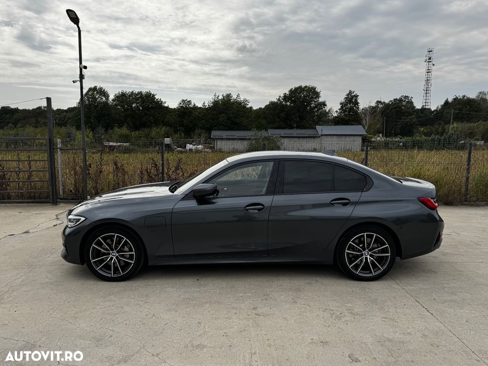 BMW Seria 3 - 8