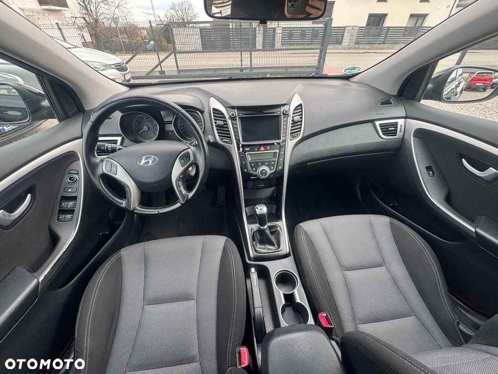 Hyundai i30 1.4 Fifa World Cup Edition - 15