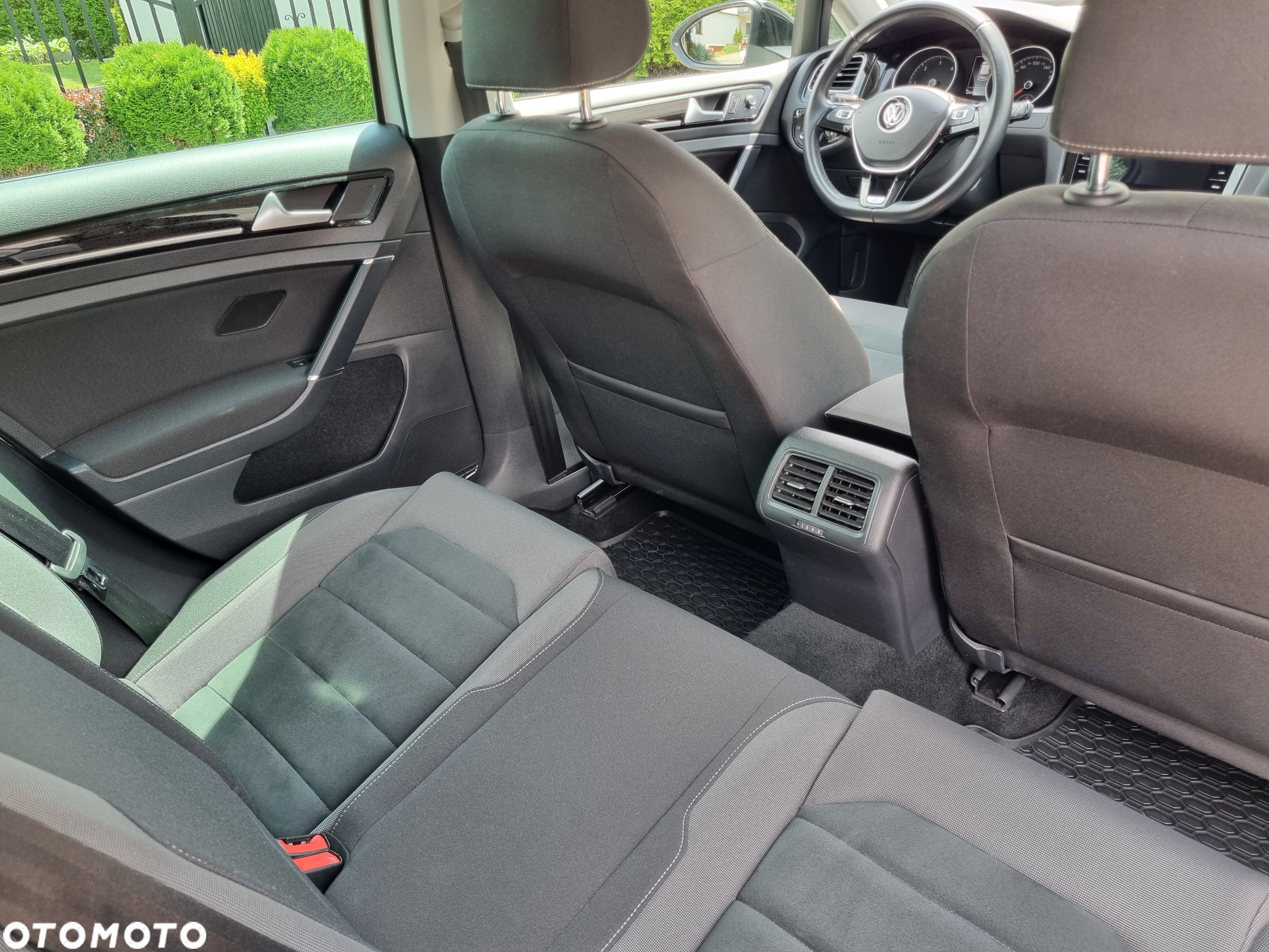 Volkswagen Golf 2.0 TDI (BlueMotion Technology) Highline - 19