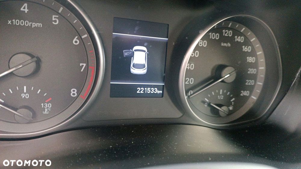 Hyundai i30 1.5 DPI Classic + - 4