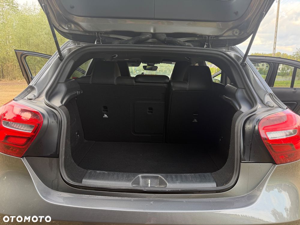 Mercedes-Benz Klasa A 180 d BlueEff Edition - 9