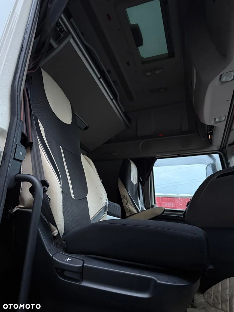 DAF XF 106 480 Super Space Cab - 7