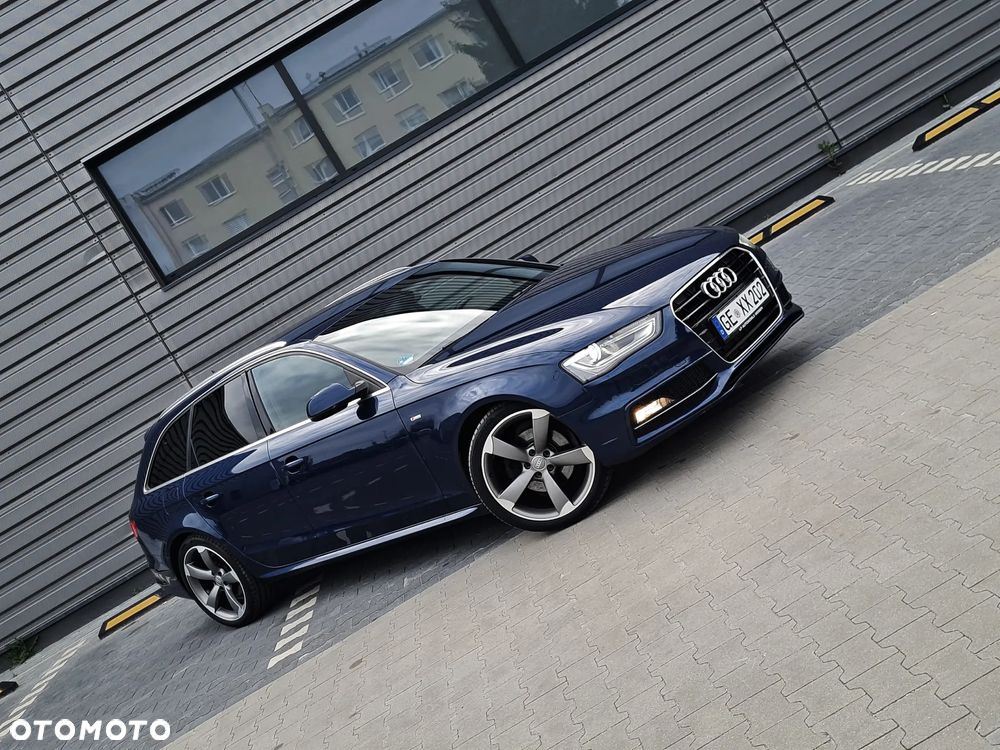 Audi A4 Avant 2.0 TDI DPF S line Sportpaket - 7