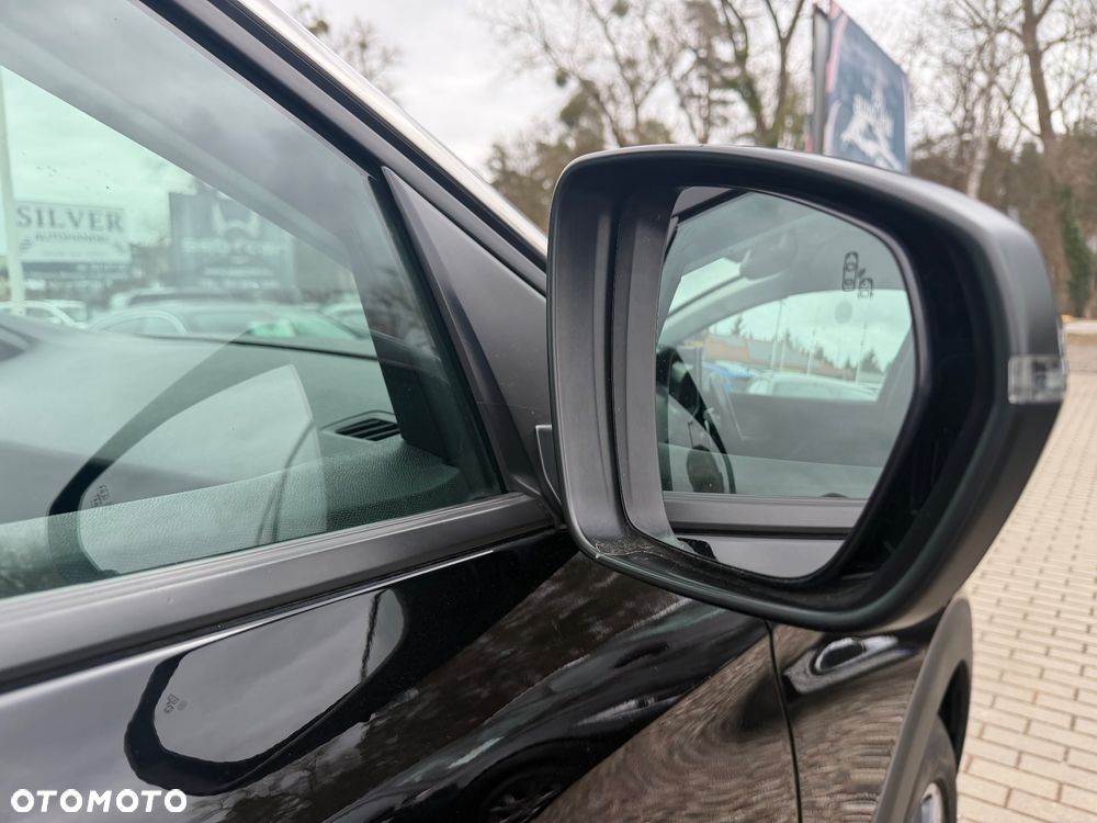 Peugeot 3008 1.5 BlueHDi GT S&S EAT8 - 21