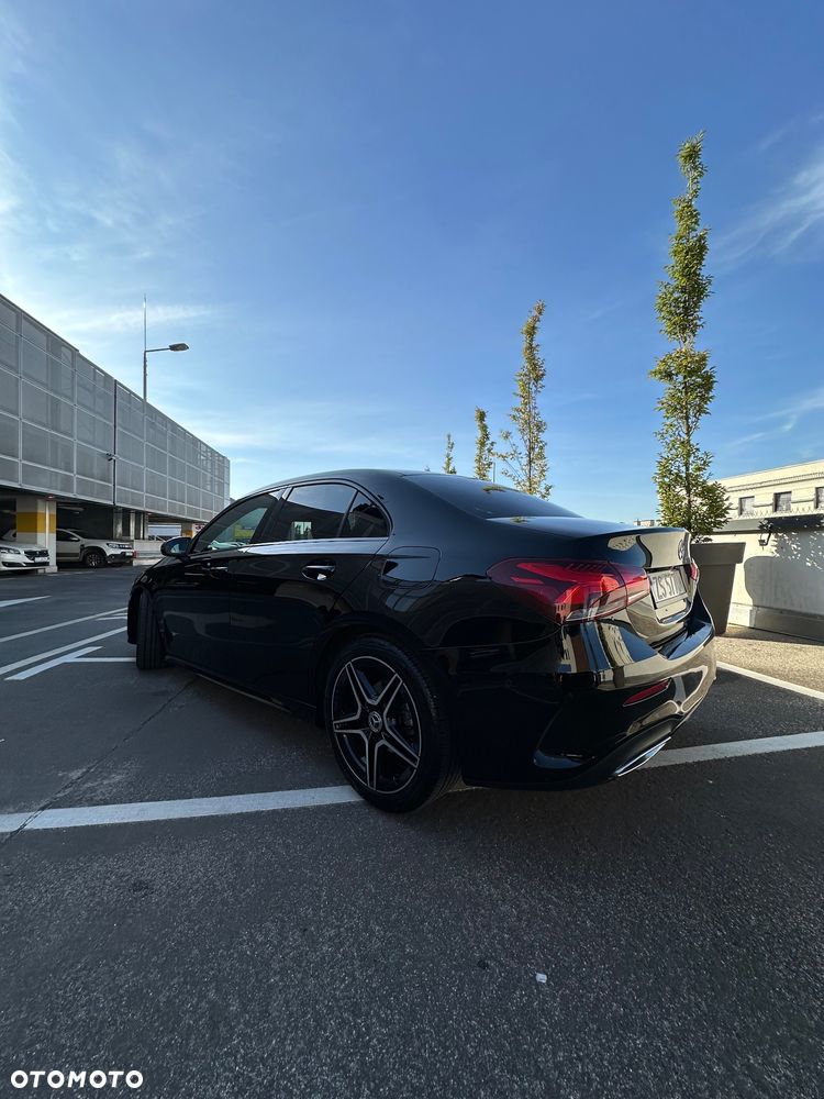 Mercedes-Benz Klasa A 180 7G-DCT Lim AMG Line Advanced Plus - 18