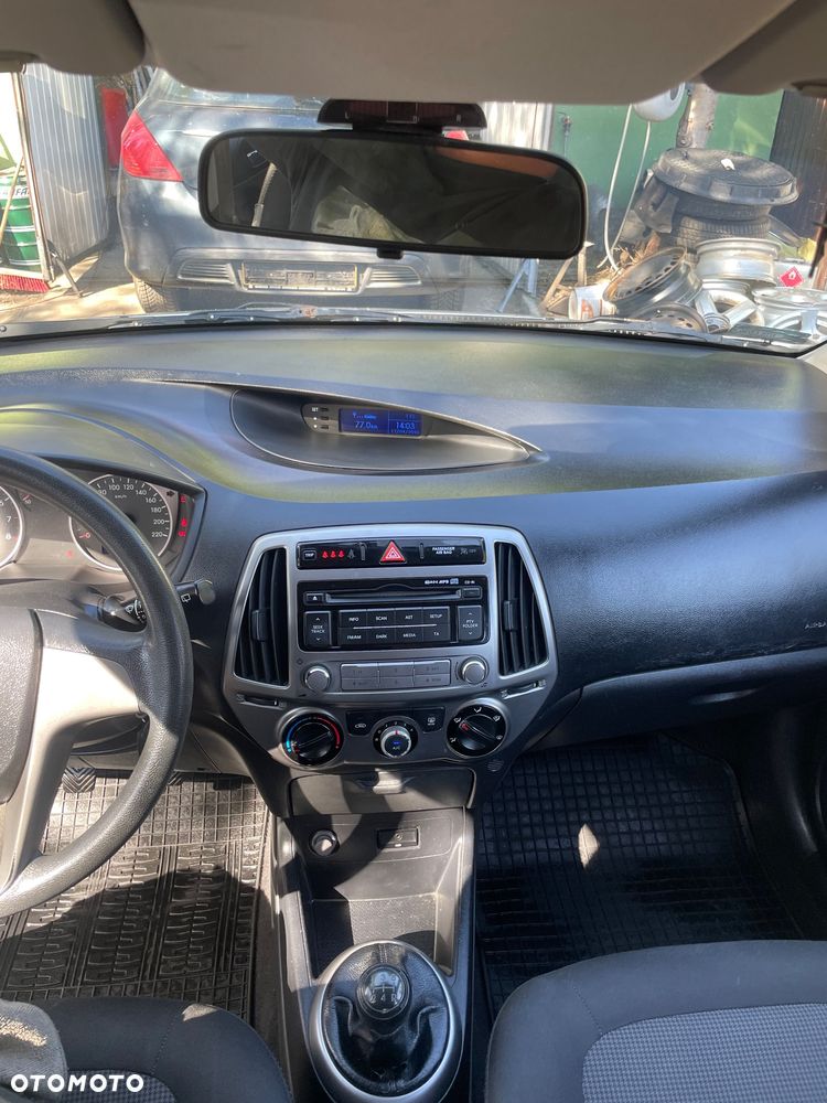 Hyundai i20 1.25 Classic + - 6