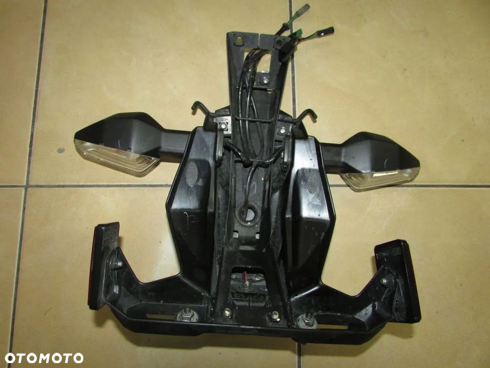 Kawasaki Z 400 Z400 19-23 wieszak uchwyt tablicy kierunkowskaz tył - 2