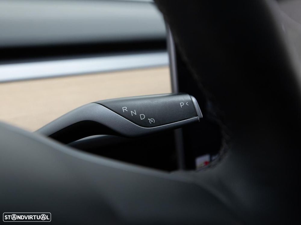 Tesla Model 3 Performance Dual Motor AWD - 19