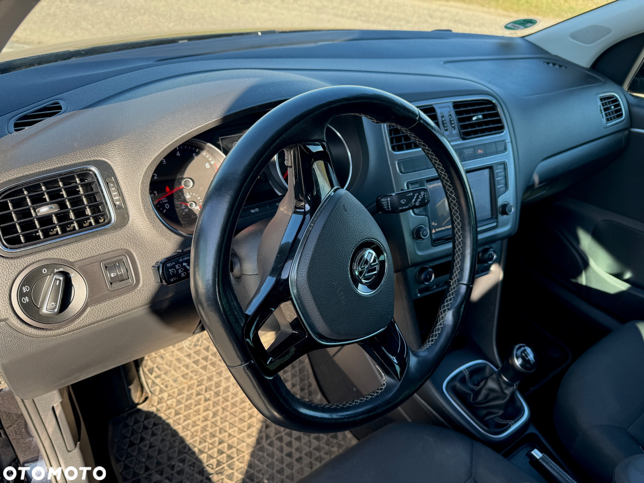 Volkswagen Polo 1.2 TSI Blue Motion Technology beats - 7