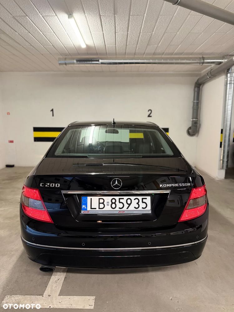 Mercedes-Benz Klasa C 200 Avantgarde Edition - 4