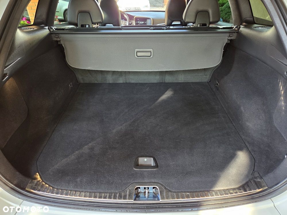 Volvo XC 60 D4 Geartronic RDesign - 26