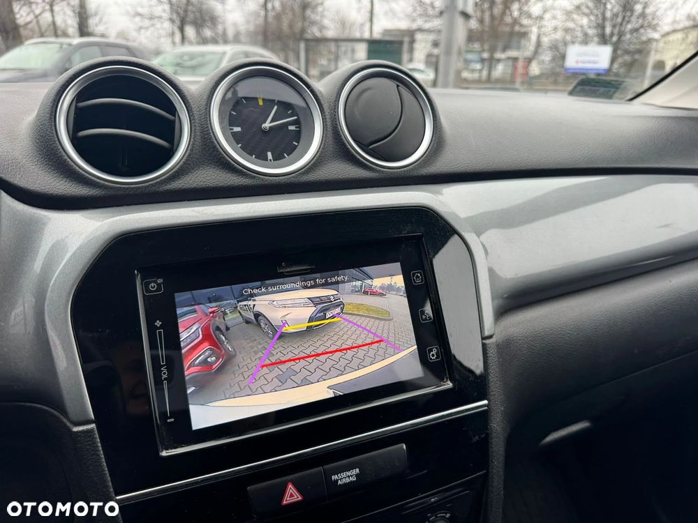 Suzuki Vitara 1.6 Premium 2WD - 10