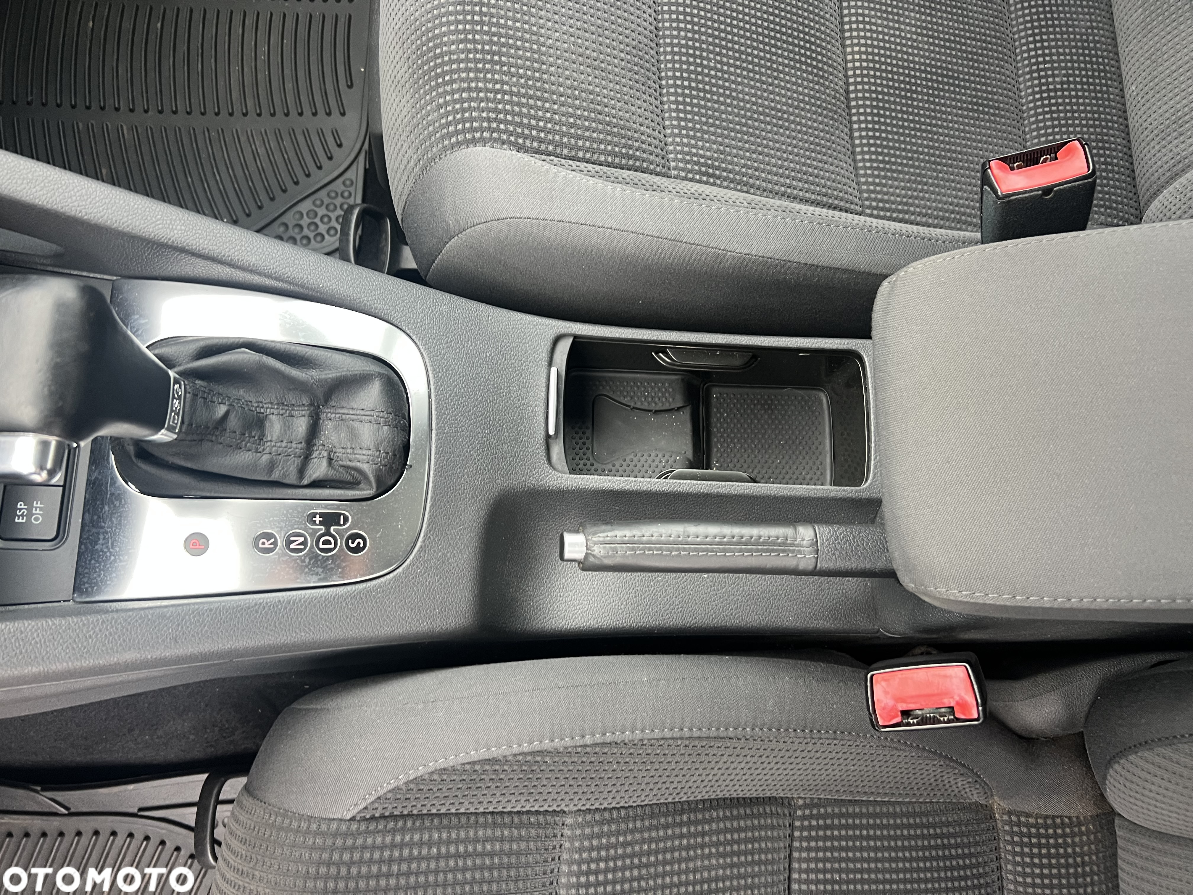 Volkswagen Golf V 1.4 TSI Comfortline DSG - 22