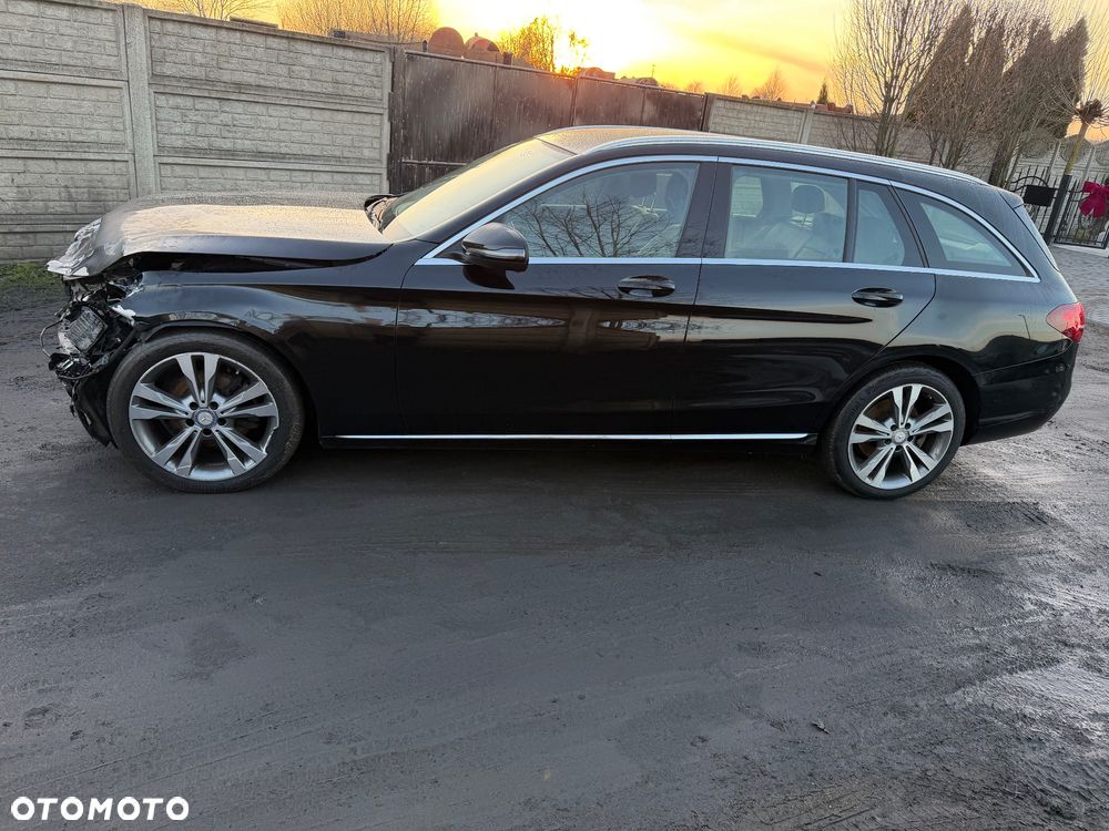 Mercedes-Benz Klasa C 220 CDI Avantgarde Edition - 36