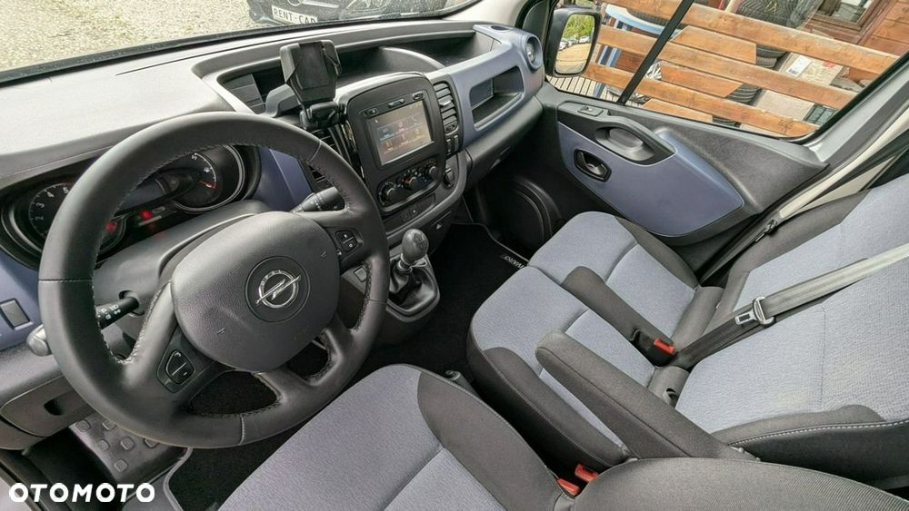Opel Vivaro - 16