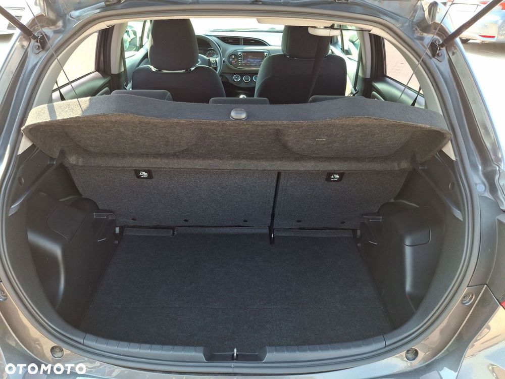 Toyota Yaris 1.5 Premium - 12