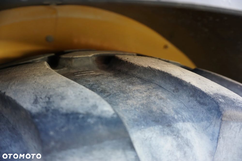 Caterpillar 906 H2, z Niemiec - 11