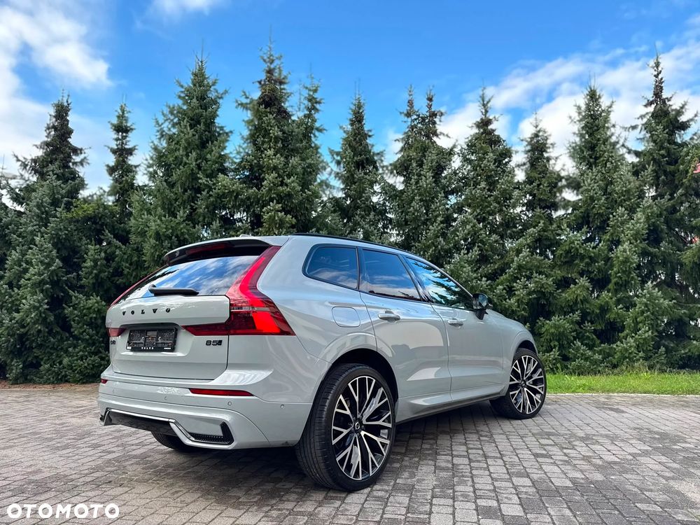 Volvo XC 60 B5 B AWD Ultra Dark - 20