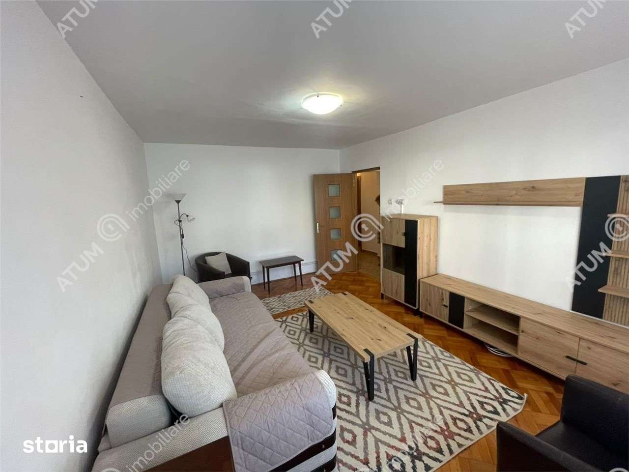 Apartament cu 3 camere decomandate pivnita in zona Strand din Sibiu — fotografia 1