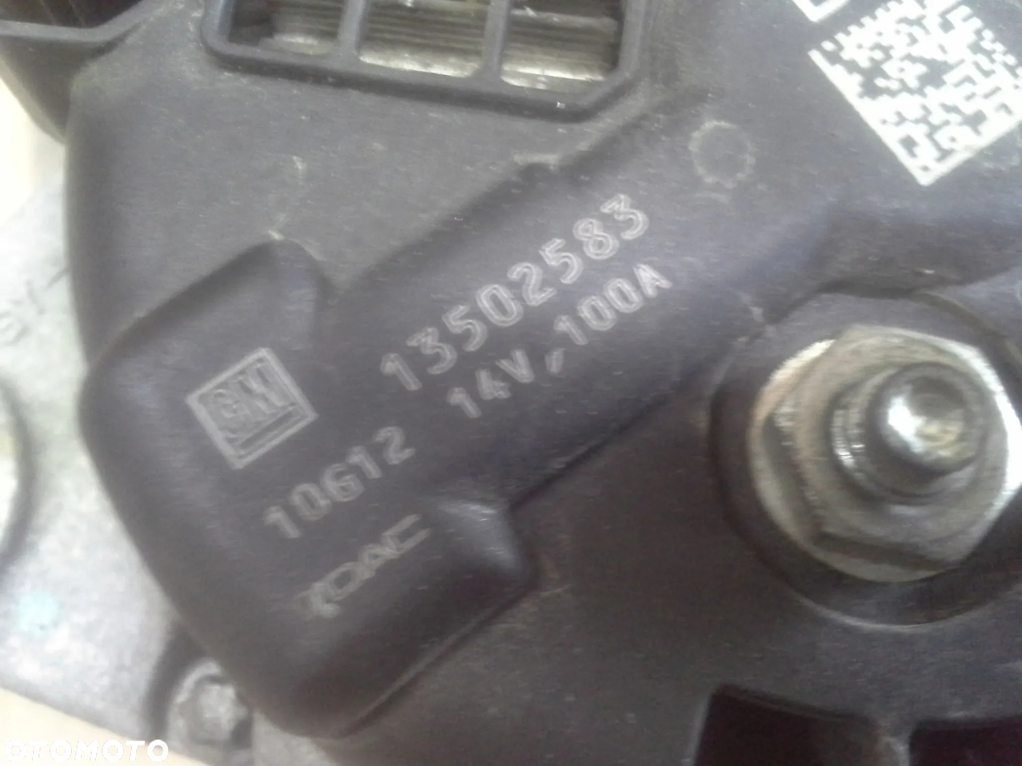 Opel Insignia 2.0 CDTi alternator 100A 13502583 - 9