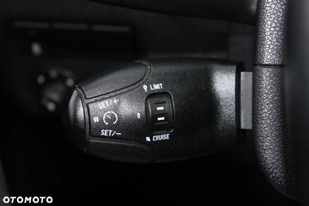 Peugeot PARTNER - 25