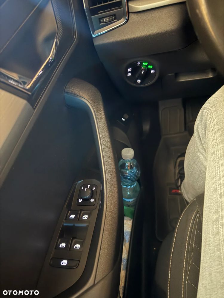 Skoda Karoq 1.6 TDI 4x2 Style DSG - 9