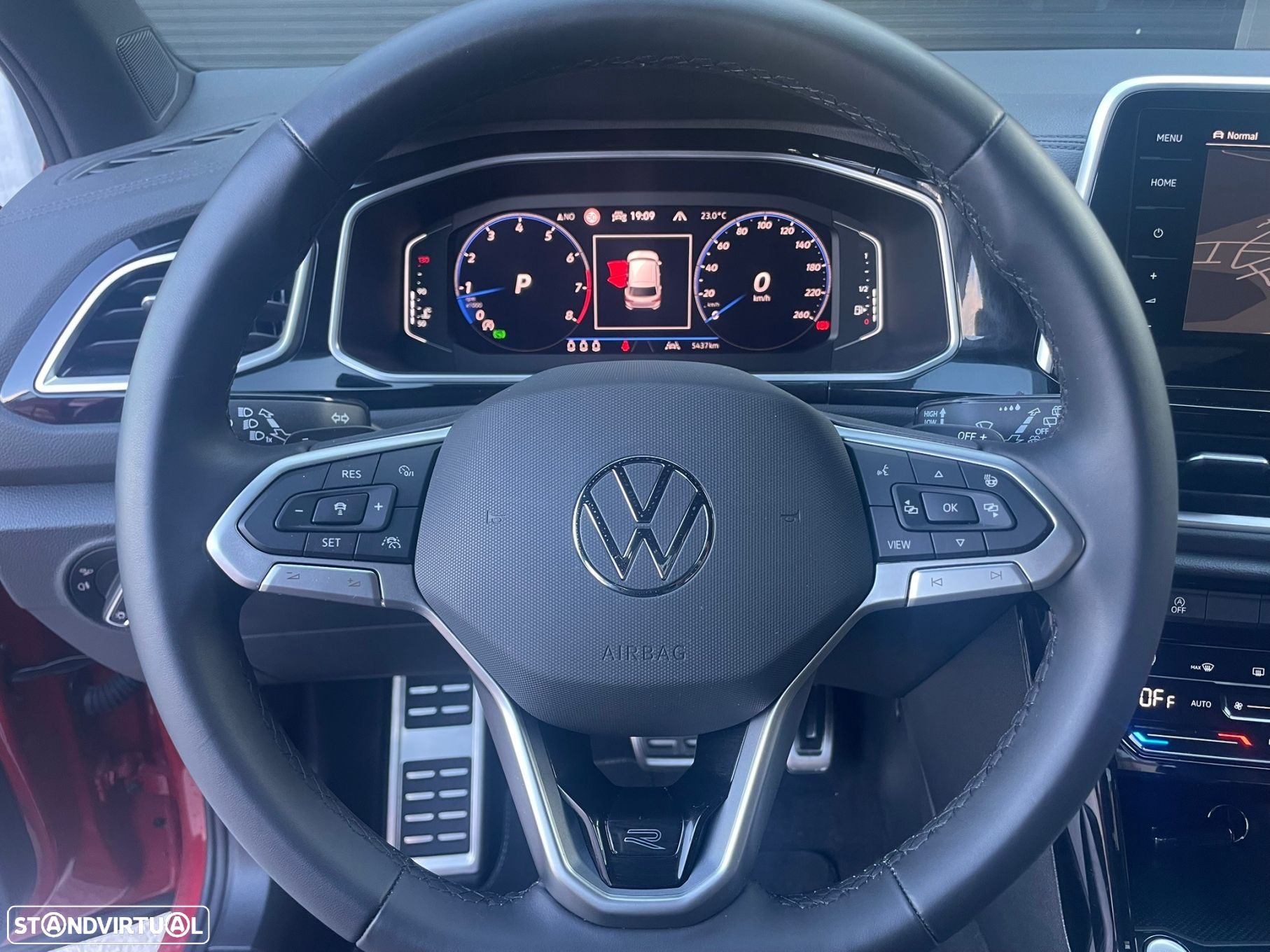 VW T-Roc 1.5 TSI R-Line DSG - 13